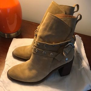 Chloe booties